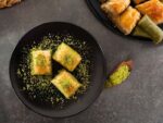 Pistachio Square Baklava, 1 kg